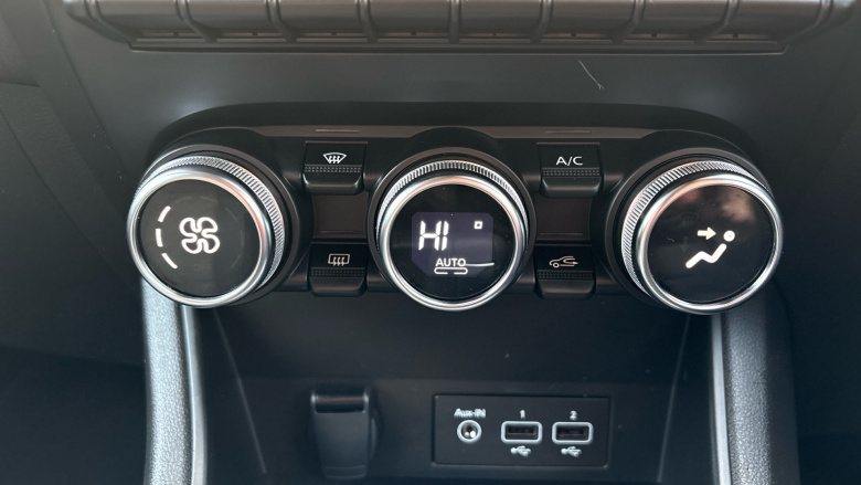 Renault Captur 1.6 E-Tech full hybrid 145 Evolution 5dr Auto Hybrid Hatchback